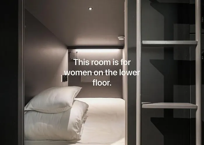 Jh Blossom Capsule And Cabin Hotel Hotel cápsula *
