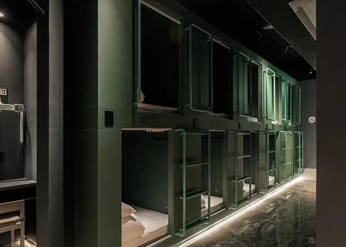 Jh Blossom Capsule And Cabin Hotel * Busan
