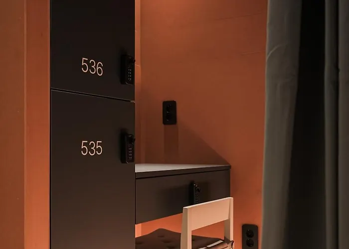 Jh Blossom Capsule And Cabin Hotel Hotel cápsula *