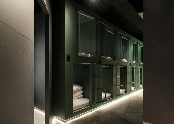 Jh Blossom Capsule And Cabin Hotel * Busan
