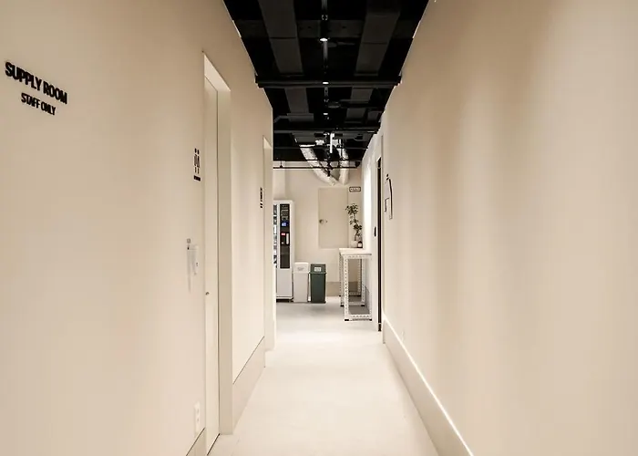 Jh Blossom Capsule And Cabin Hotel * Busan