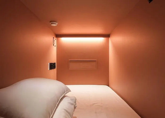 Jh Blossom Capsule And Cabin Hotel * Busan